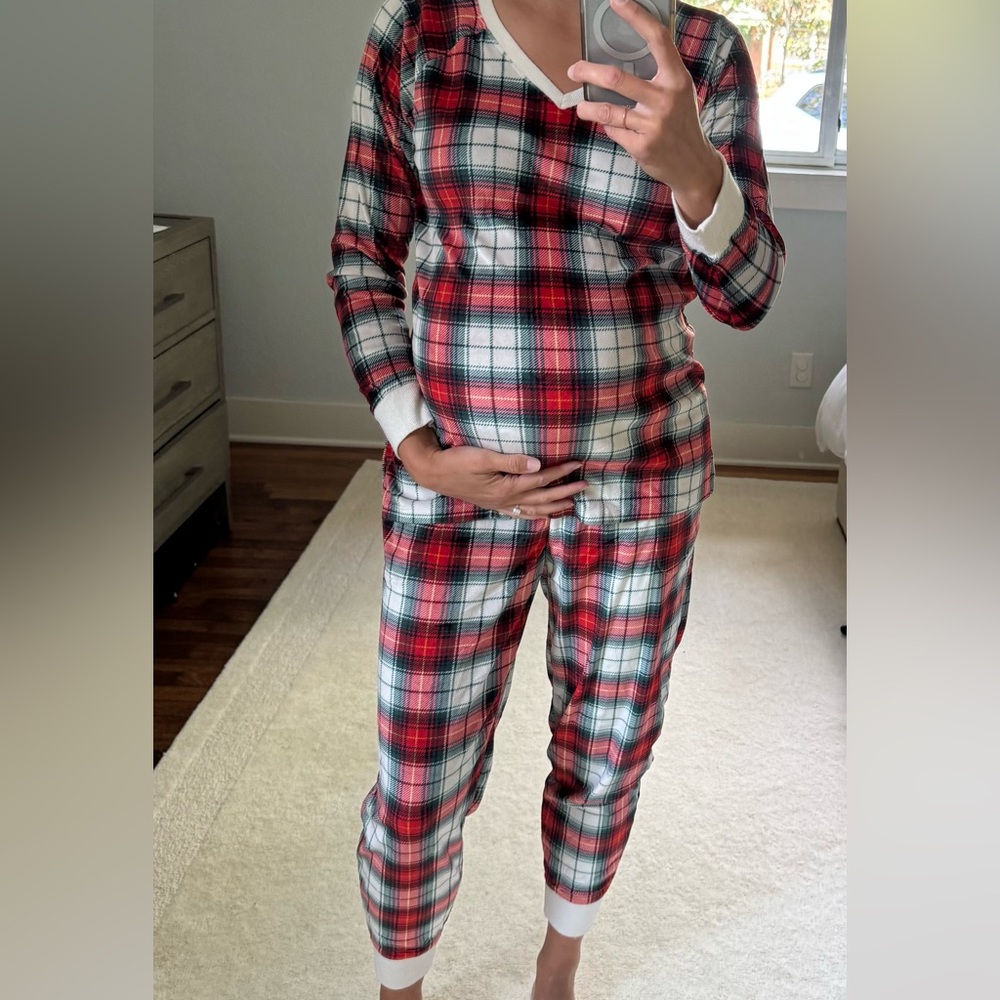 Cozy Maternity Christmas Pajamas